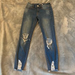 Cute ripped jeans with comfy material.